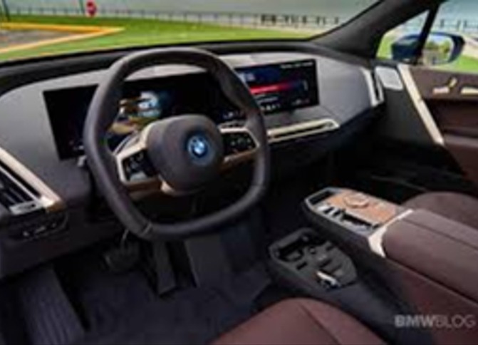 bmw-ix-xdrive40-gris-grisaceo-car-gallery-3.jpg